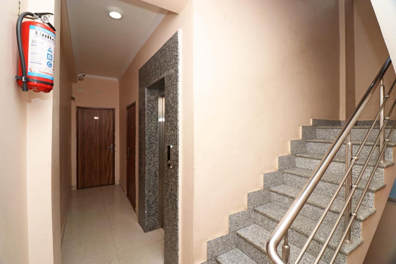 Hotel Bleue Mont Varanasi Exterior foto