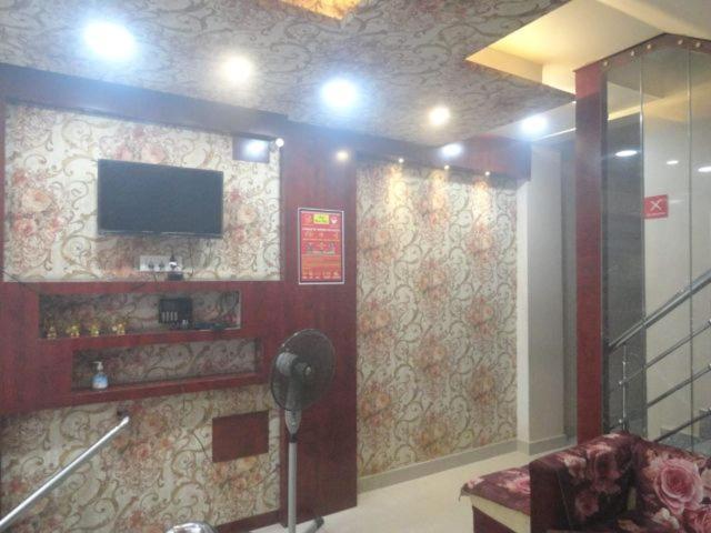 Hotel Bleue Mont Varanasi Exterior foto