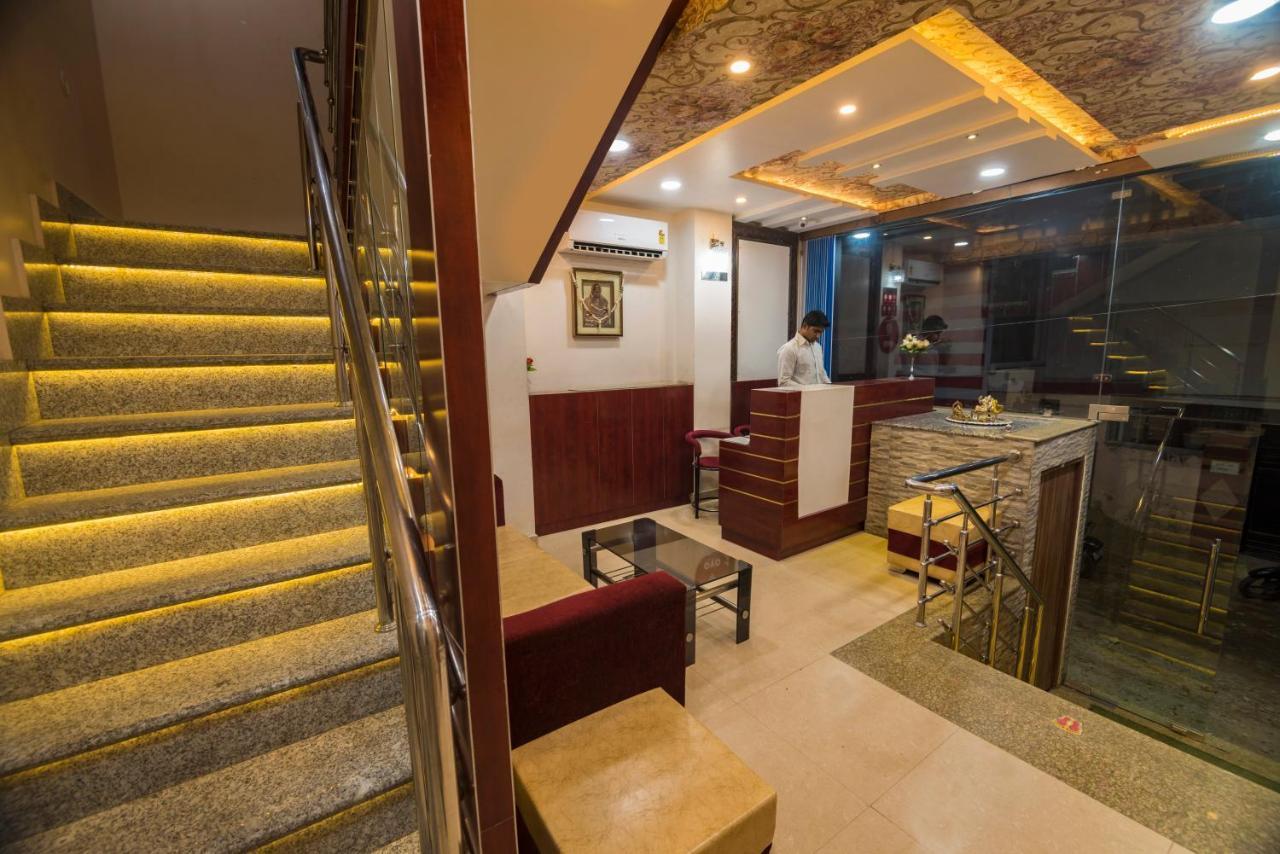 Hotel Bleue Mont Varanasi Exterior foto