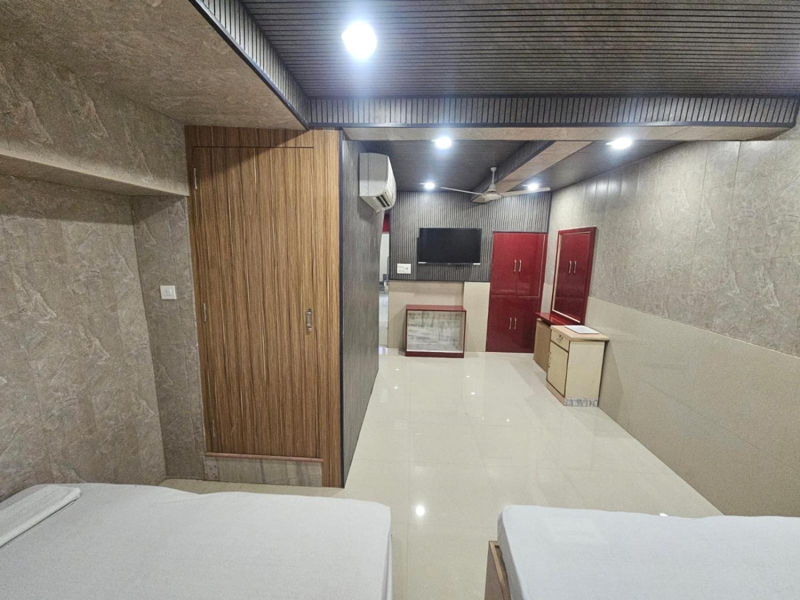 Hotel Bleue Mont Varanasi Exterior foto